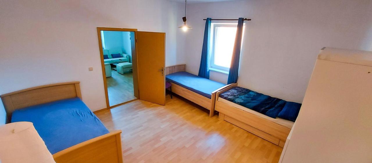 DIVINO Pension Apartment Lutzen Bagian luar foto